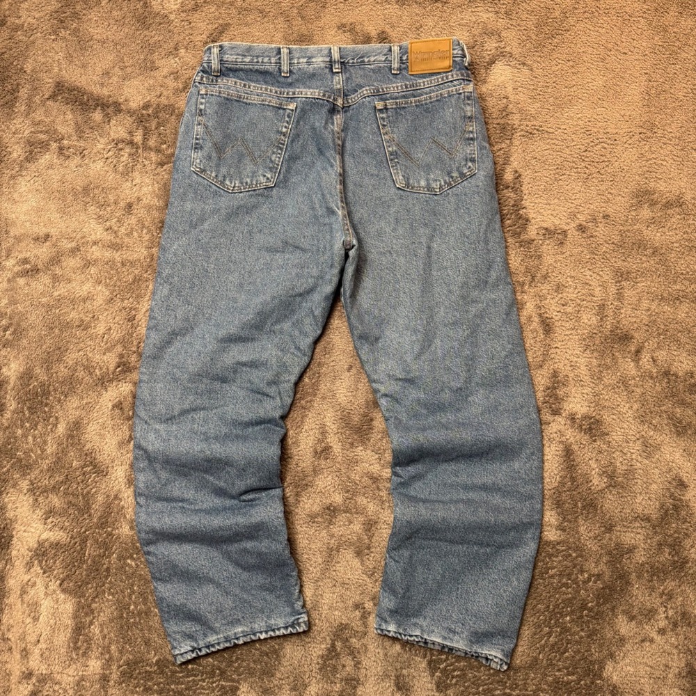 Wrangler Rugged Wear Fleece Lined Jeans 33213SW Medium Wash Blue 38x30 Mens